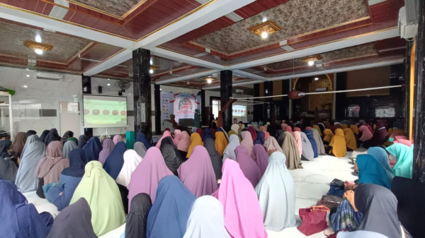 360 Muslimah di Sinjai Ikuti Nobar Silaturahmi dan Tablig Akbar Jelang Muktamar V Wahdah Islamiyah