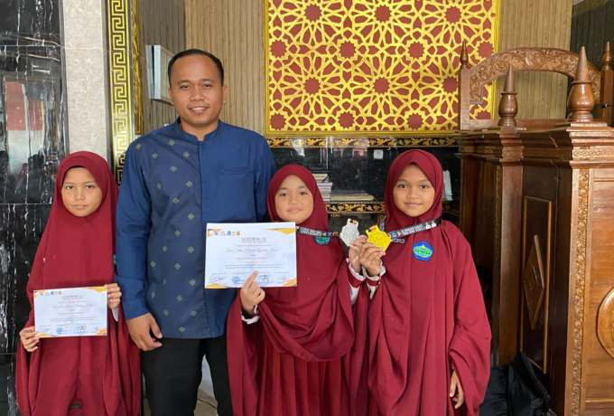 Raih Emas Karate, Siswa SDIT Wahdah Sinjai Tetap Jaga Kebiasaan Mengaji dan Murojaah