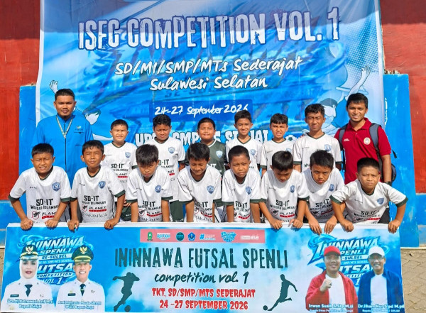 SDIT Wahdah Sinjai Raih Third Place di ININNAWA SPENLI Futsal Competition