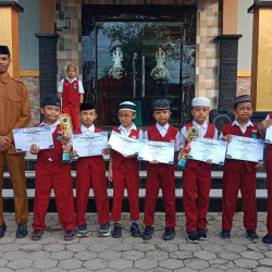 SDIT Wahdah Islamiyah Sinjai Raih Juara Umum I Hardiknas 2026, Perkuat Predikat Sekolah Unggulan