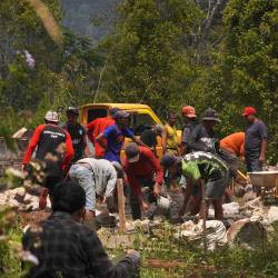 Semangat Gotong Royong Warga, Rumah Qur'an Wahdah Islamiyah Di Botolempangan Mulai Dibangun