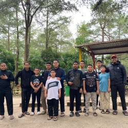 Eratkan Kebersamaan Sebelum Berpisah, RTQ Wahdah Sinjai Gelar Rihlah
